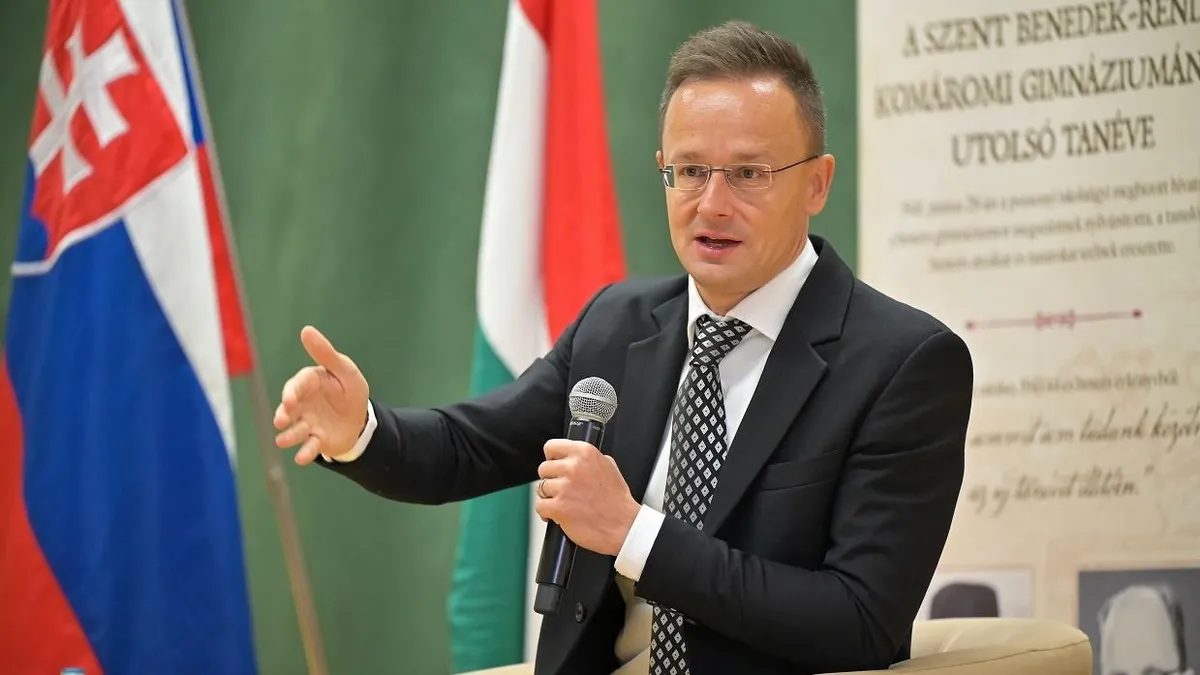 Szijjártó Péter egyeztetett az új osztrák külügyminiszterrel