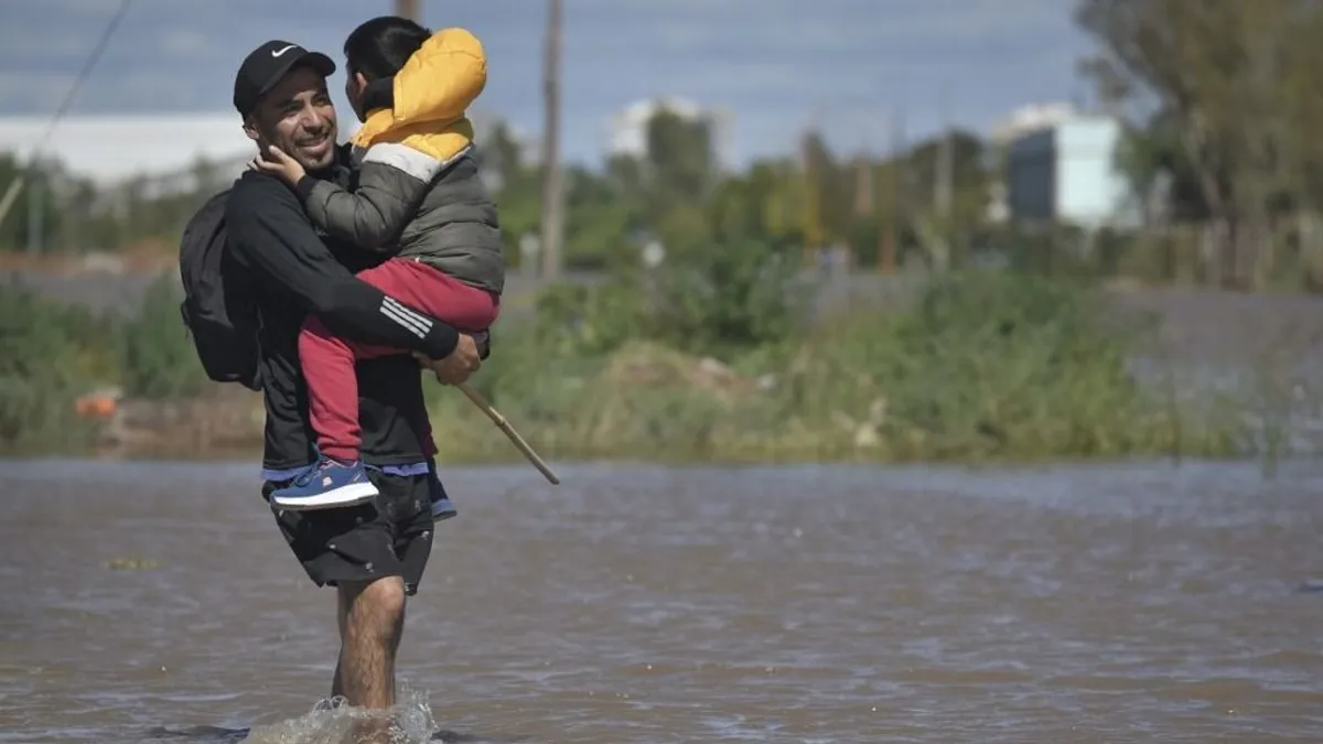 Halálos árvíz pusztít Argentínában, az elnök háromnapos gyászt hirdetett