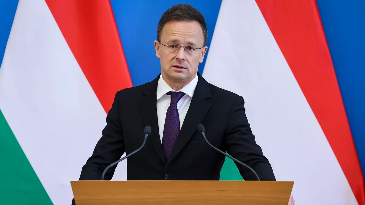 Szijjártó Péter elmondta, miért hagytuk ott a Nemzetközi Büntetőbíróságot