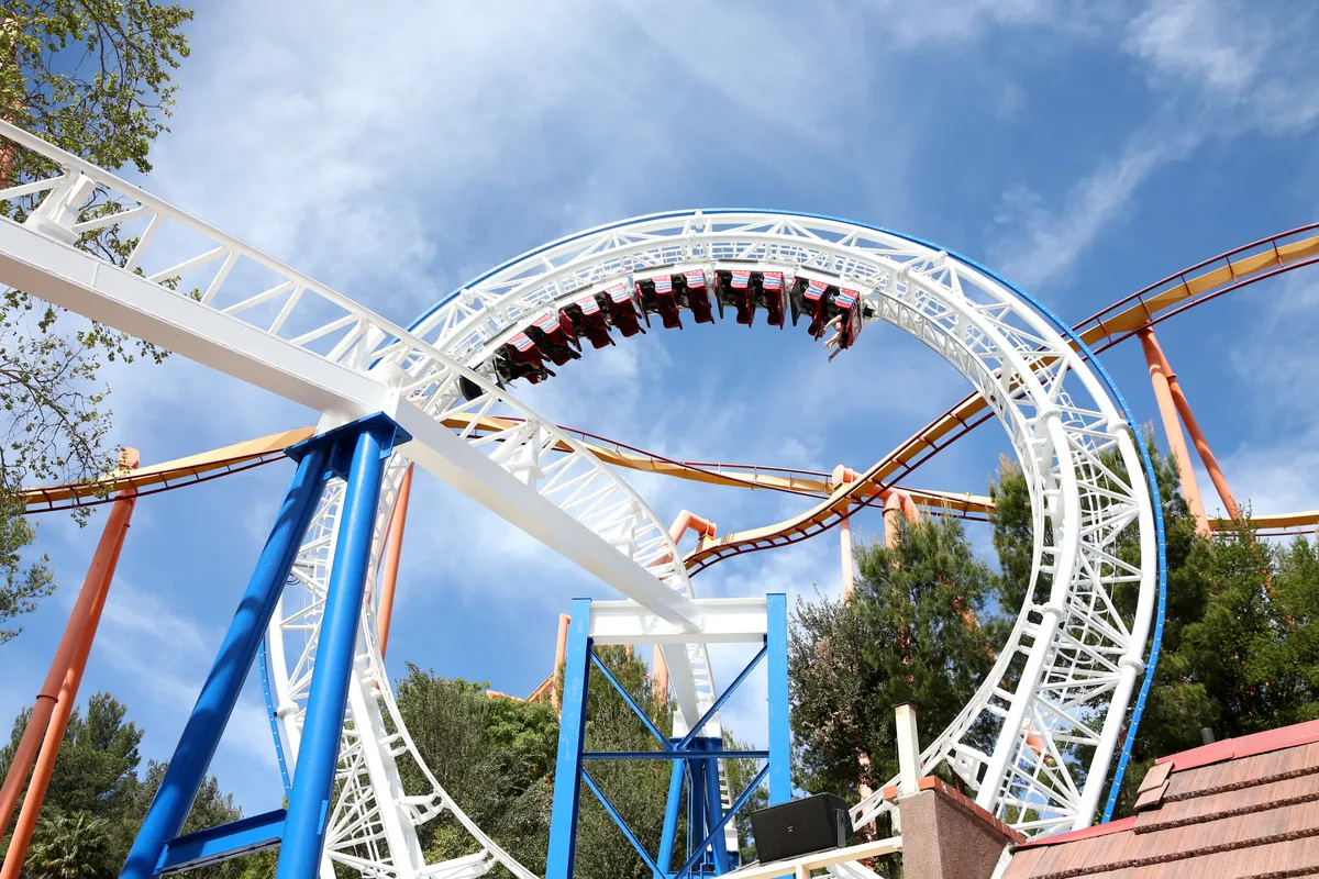 Disney Land, Everland, Universal Studios Japan, Paris, DisneyLand