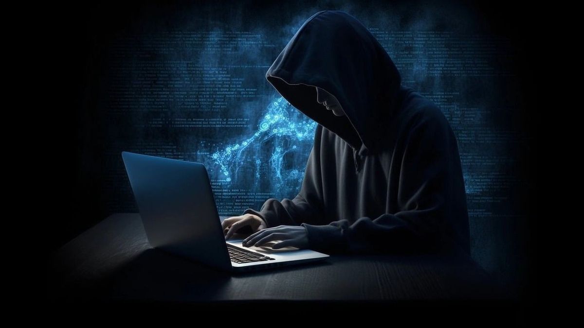 Hacker CrowdStrike online csalások csalók szexuális zsarolás pedofil temu kiberbiztonság otthon apple