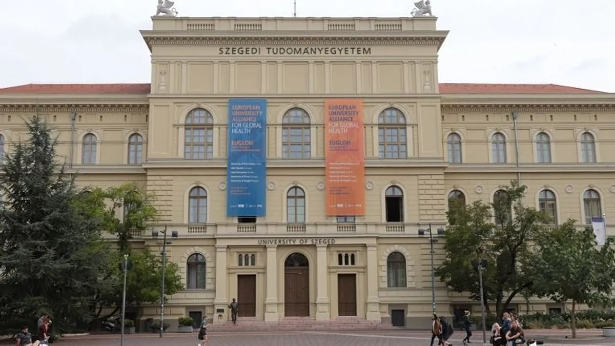 Új szívkatéteres laboratóriumot adtak át a Szegedi Tudományegyetemen