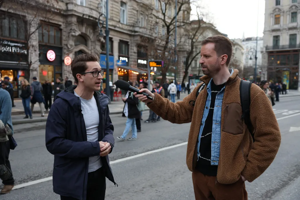 Hadházy Ákos, tüntetés, Ferenciek tere, 2025. 03. 25.