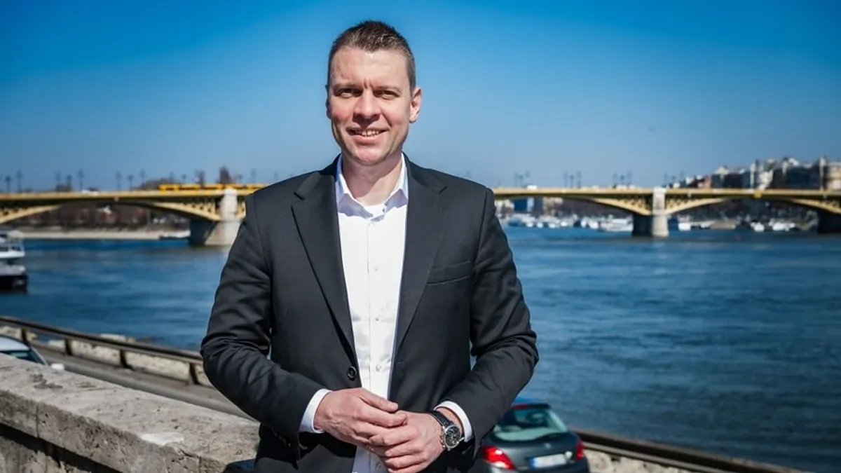 Menczer Tamás: Elég a külföldről finanszírozott és irányított Weber-csicskákból