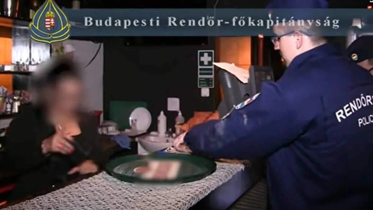 Egy budapesti bár üzemeltetői százezreket csaltak ki külföldiektől