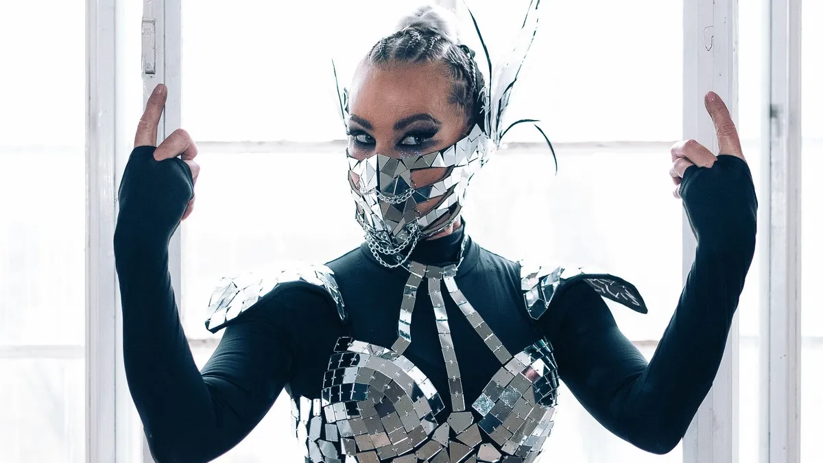 Pásztor Anna az Origónak: Ez egy terápiás album, más a hangzás is
