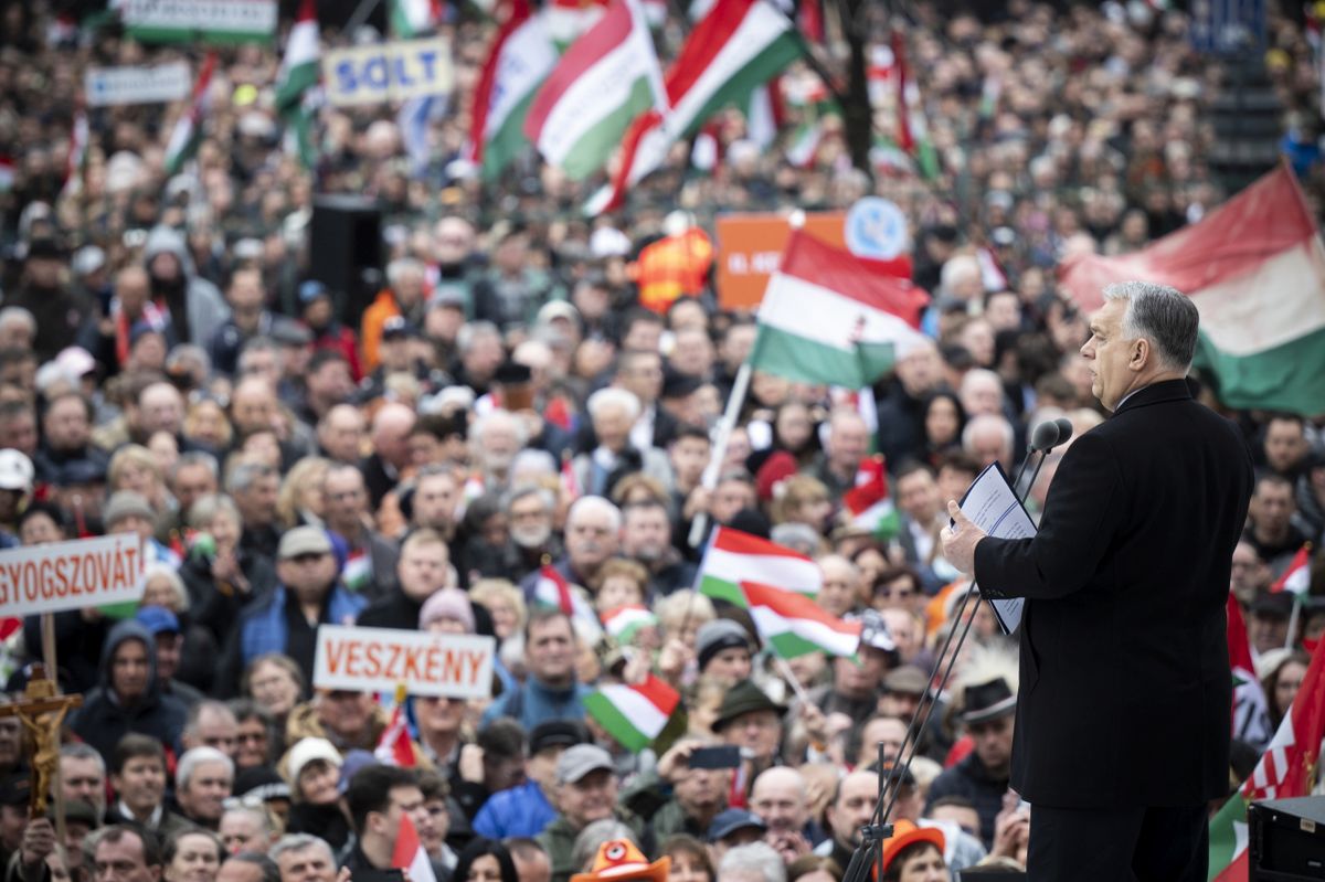 Orbán Viktor miniszterelnök beszéde a Múzeumkertben, OrbánViktor, 2025.03.15.