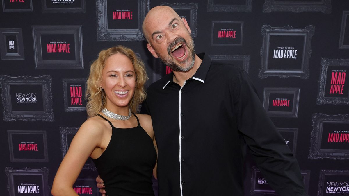 LAS VEGAS, NEVADA - MAY 26: Victoria Goodwin (L) and Aaron Goodwin from "Ghost Adventures" attend the premiere of "Mad Apple by Cirque du Soleil" at The Park on May 26, 2022 in Las Vegas, Nevada.   Ethan Miller/Getty Images/AFP (Photo by Ethan Miller / GETTY IMAGES NORTH AMERICA / Getty Images via AFP)