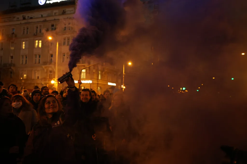 Momentumos tüntetés, hídfoglalás,
Momentumostüntetéshídfoglalás, 20245.03.18.