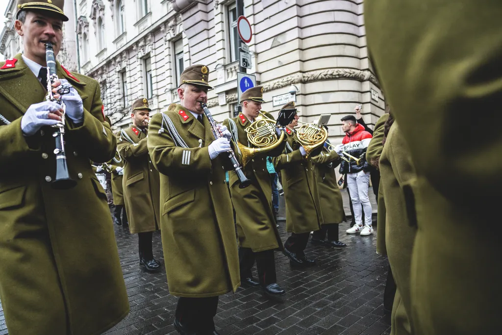 Zászlófelvonást követő huszármenet, Kossuth tér, Nemzeti Múzeum, díszünnepség, 2025.03.15.