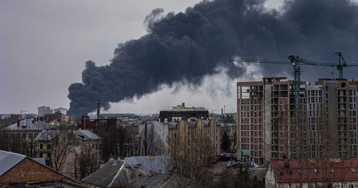 Az orosz-ukrán háború háromévnyi környezeti költsége: 230 millió tonna üvegházhatású gáz, elszennyeződött vizek és talajok, pusztuló bioszféra.