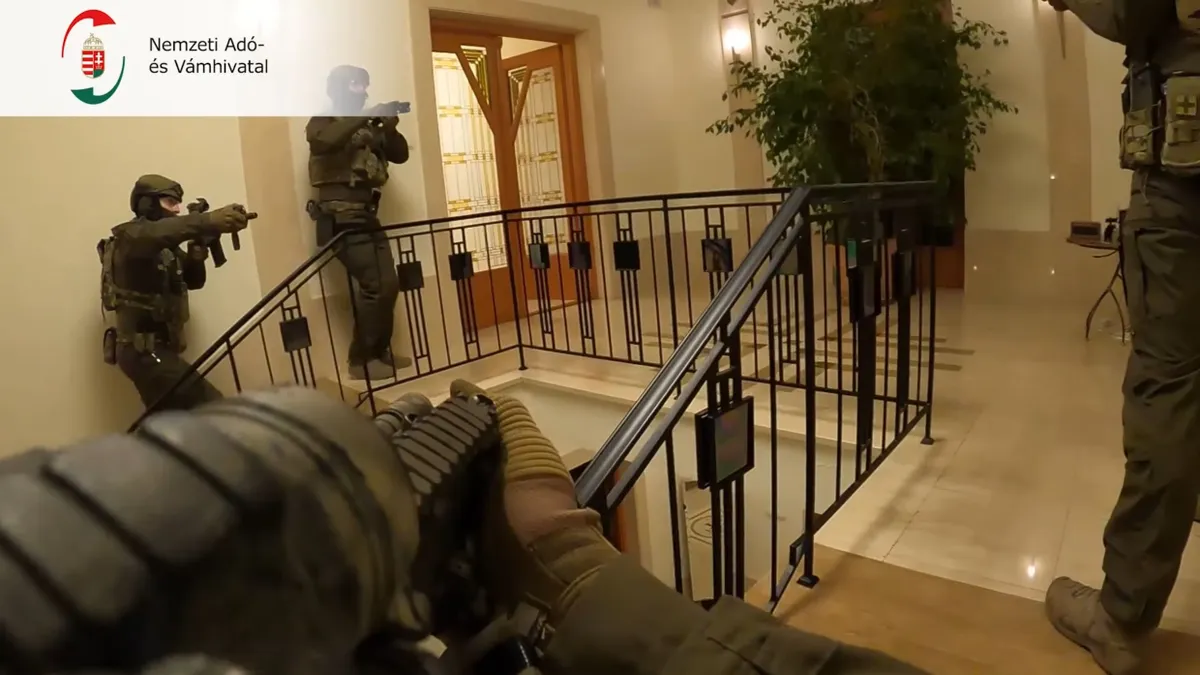 Milliárdos számlagyár bukott le – így fogta el őket a NAV bevetési egysége – videó