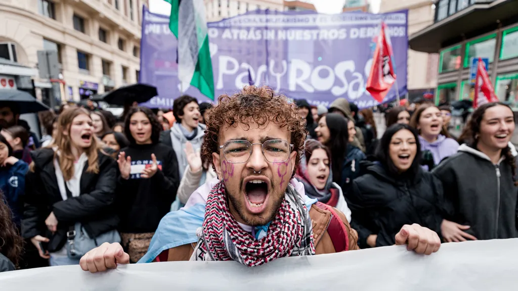 Nemzetközi Nőnap, international women's day