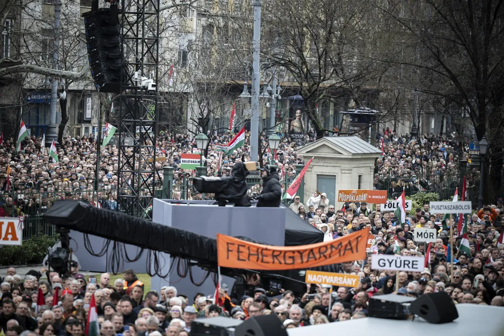 Orbán Viktor miniszterelnök beszéde a Múzeumkertben, OrbánViktor, 2025.03.15.