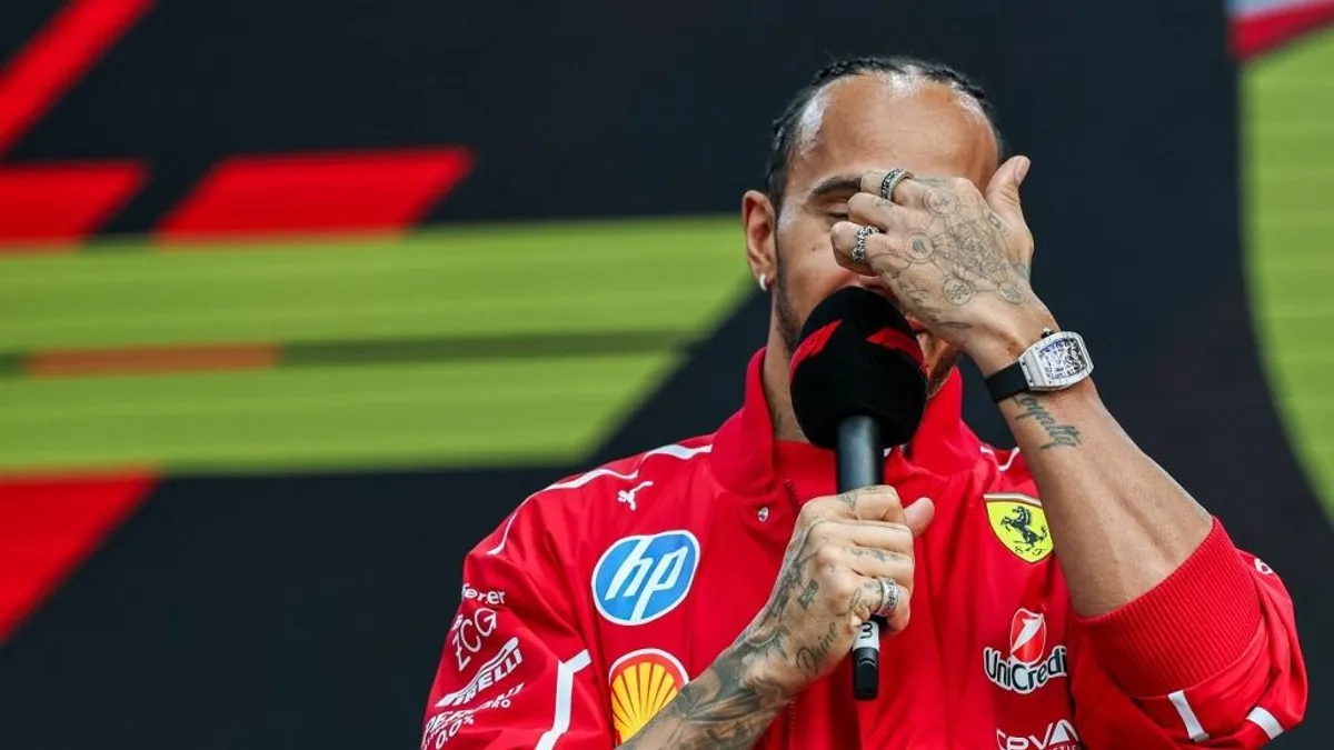 Hamilton bevallotta, fogalma sincs, hol vannak bizonyos gombok a Ferrarijában