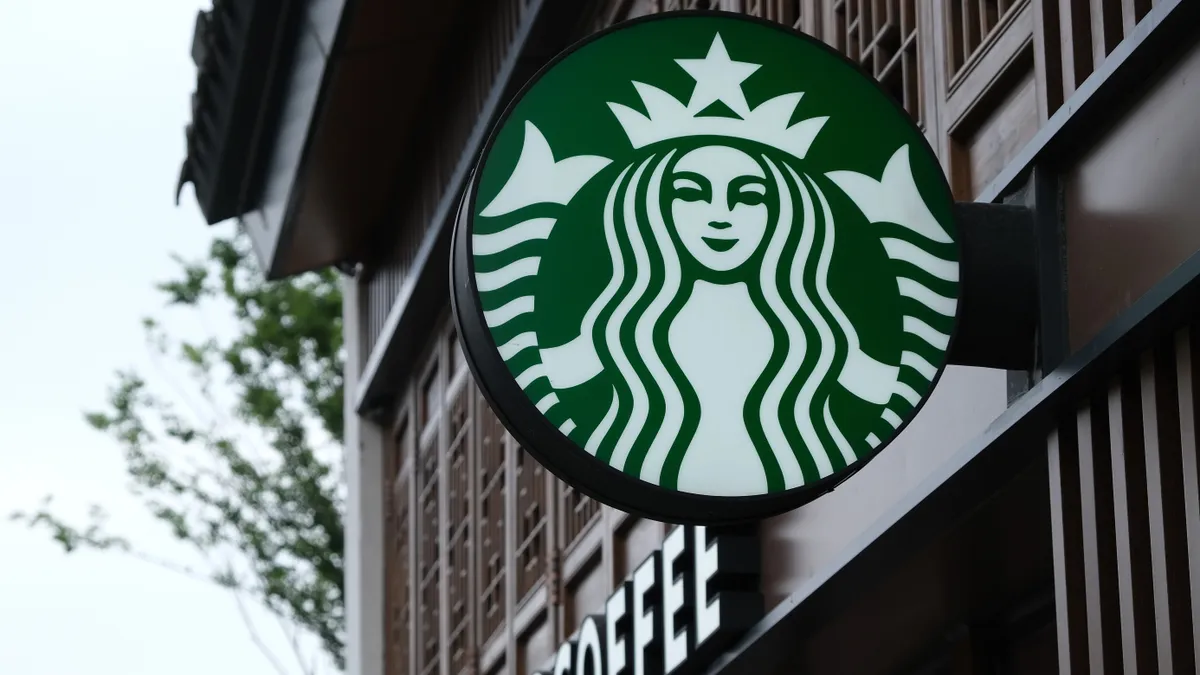 A Starbucks egyetlen nap alatt több termékét kivonta a forgalomból