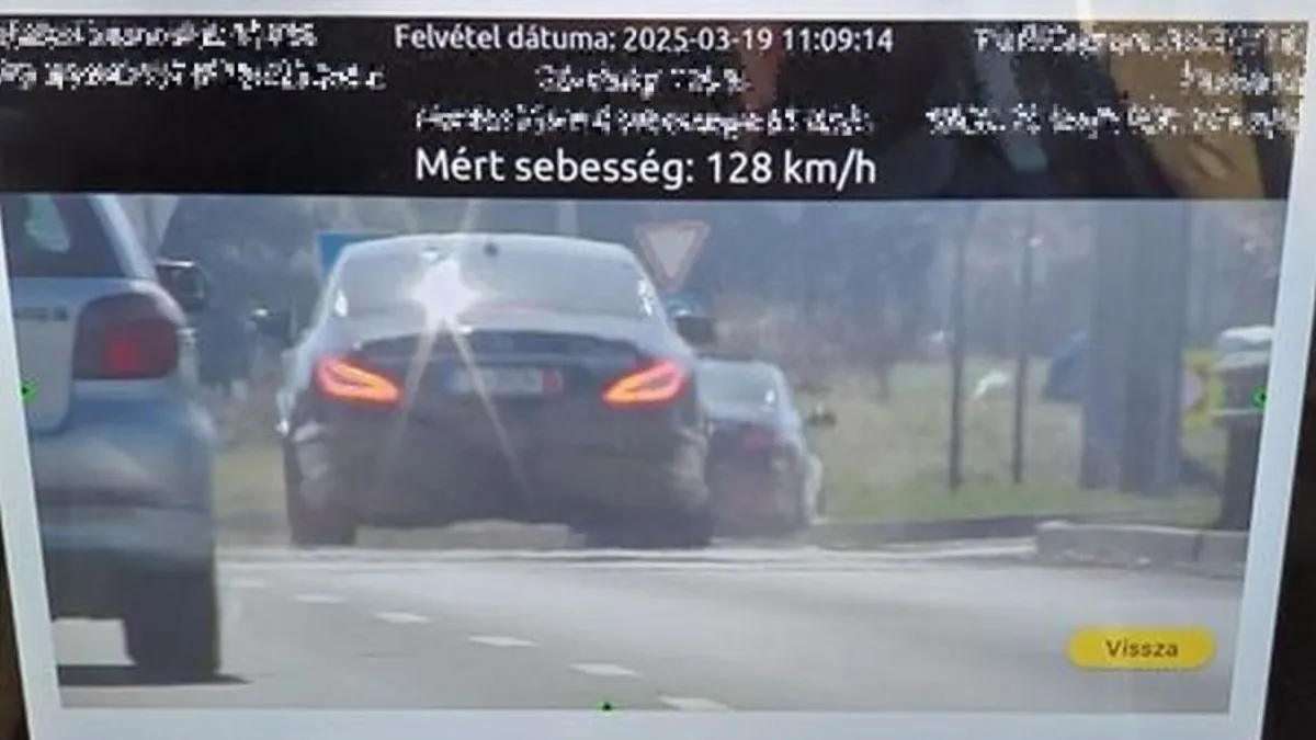 Bátonyterenyén száguldozott egy fekete Mercedes, hatalmas bírságot kapott