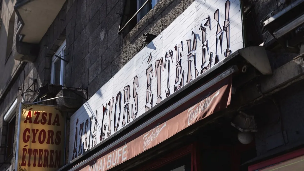 kínai étterem, Alkotmány utca, kínaiétterem, bezárt a NÉHIB, bezártkínaiétterem, 2025.03.20., 