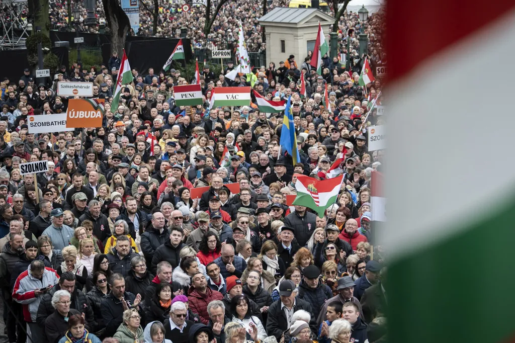 Orbán Viktor miniszterelnök beszéde a Múzeumkertben, OrbánViktor, 2025.03.15.