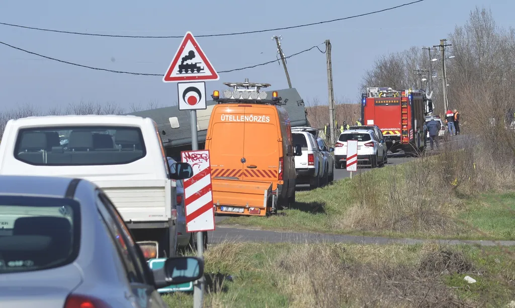 TISZAESZLÁRBALESET, halálos vonatbaleset Tiszaeszlár, vonatbalesetTiszaeszlár, halálosvonatbalesetTiszaeszlár, 2025.03.20.