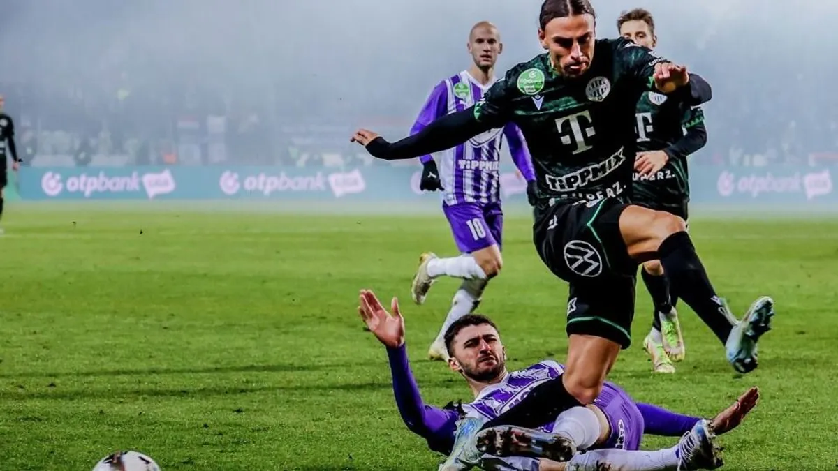 Négy napon belül kétszer láthatunk Fradi-Újpest fociderbit