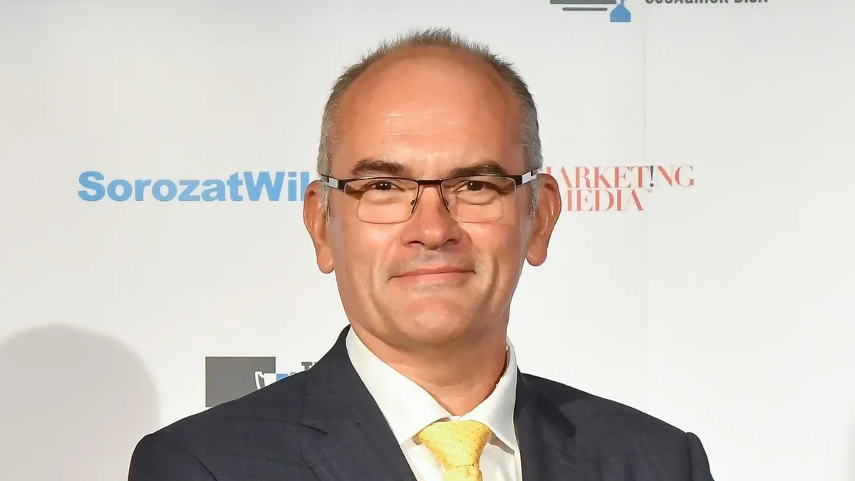 Gundel Takács Gábor vezeti a Televíziós Újságírók Díja gálaestjét