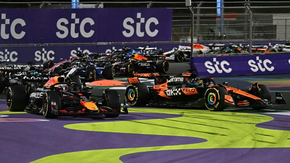 Őrjöngenek a Red Bullnál Verstappen büntetése miatt
