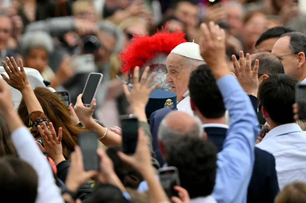 VATICAN-RELIGION-URBI-ORBI-EASTER