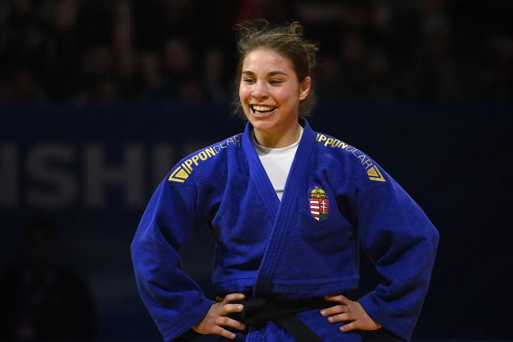 Hungary's Szofi Ozbas celebrates defeating Czech Republic's Renata Zachova in the women's under 63 kg bronze medal bout of the European Judo Championships 2022 at the Armeets Arena in Sofia on April 30, 2022. (Photo by Nikolay DOYCHINOV / AFP)
