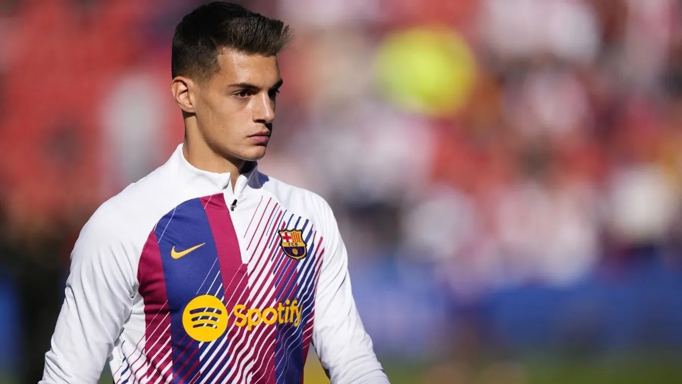 Klubot váltott a Barcelona focicsapatának magyar kapusa Kép