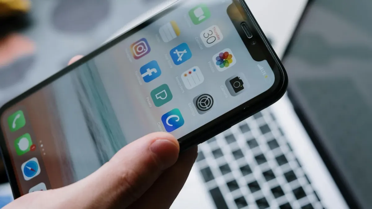 Kéretlen appok jelenhetnek meg az iPhone-okon
