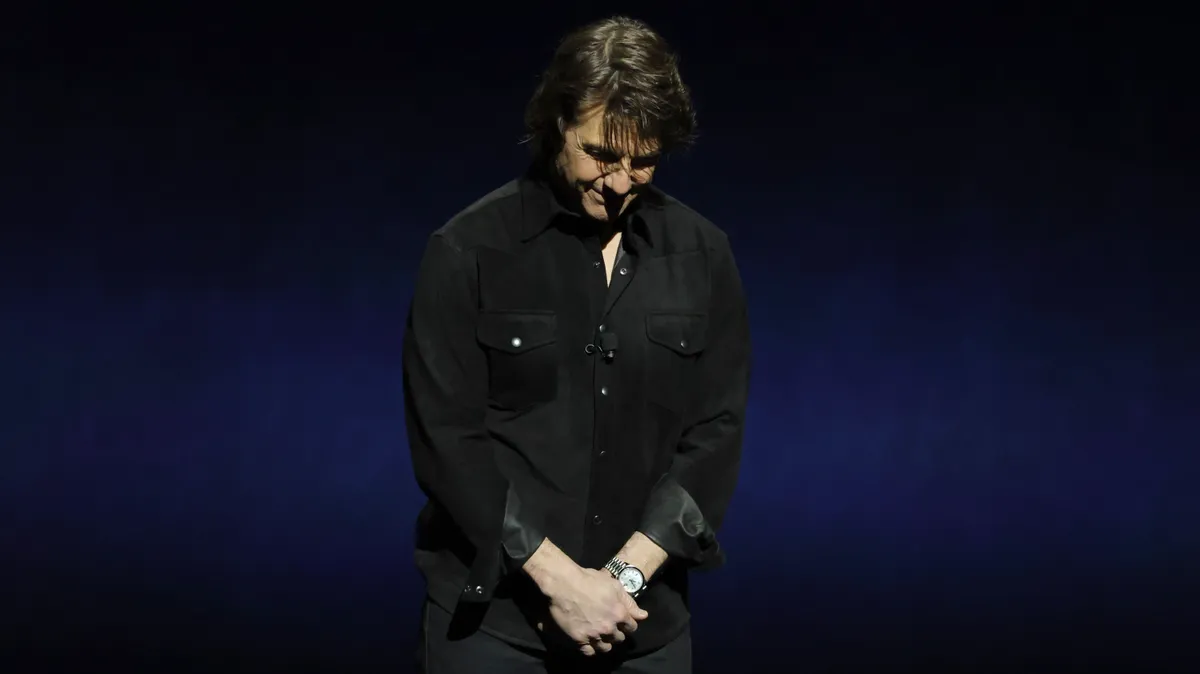 LAS VEGAS, NEVADA - APRIL 03: Tom Cruise bows his head onstage after asking the audience for a moment of silence for Val Kilmer, who died on Tuesday at the age of 65, at the Paramount Pictures presentation during CinemaCon, the official convention of Cinema United, at The Colosseum at Caesars Palace on April 03, 2025 in Las Vegas, Nevada.   Ethan Miller/Getty Images/AFP (Photo by Ethan Miller / GETTY IMAGES NORTH AMERICA / Getty Images via AFP)