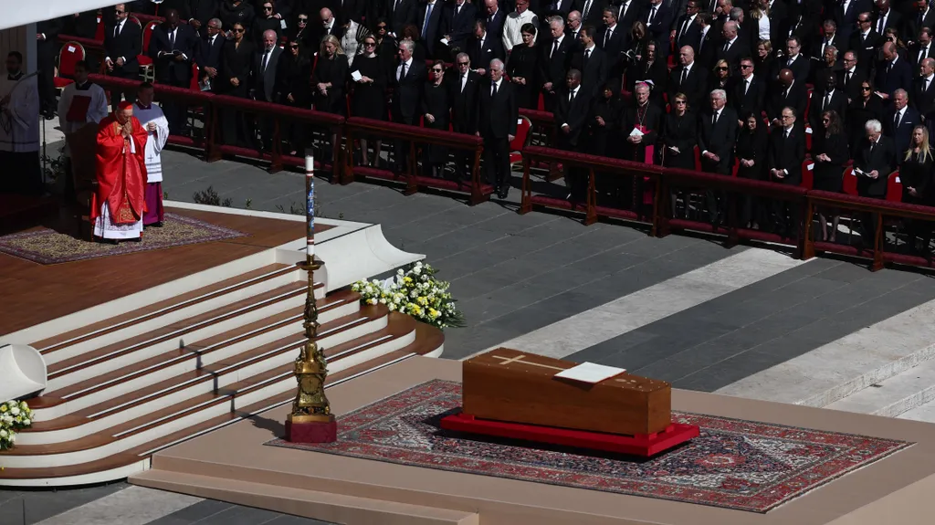 Funeral service held at St. Peterâ€™s Basilica of Vatican for Po