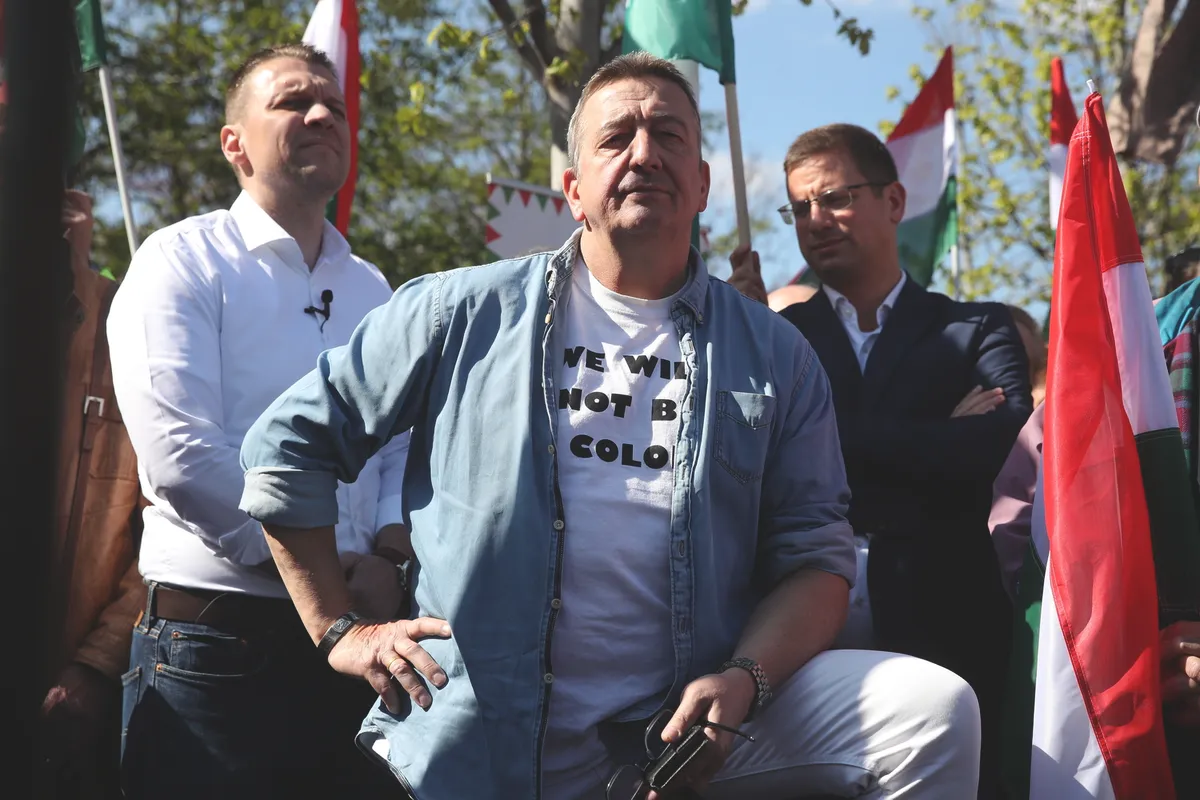 Tüntetést Kollár Kinga botrányos kijelentése miatt, KollárKinga, Millenáris, Civil Összefogás Fórum (CÖF), CivilÖsszefogásFórum, 2025.04.12.