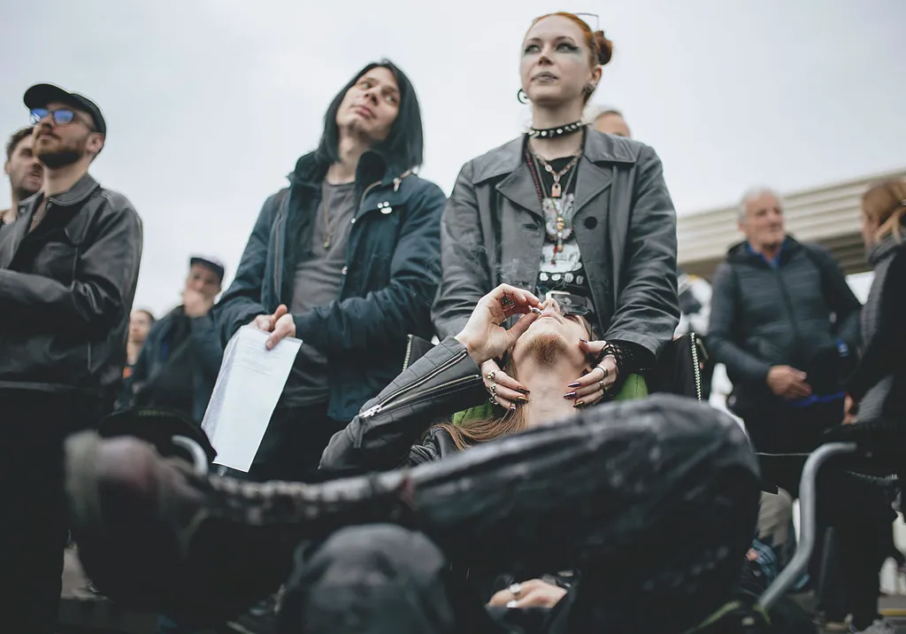 Pride-tüntetés, Hadházy Ákos, forgalmi dugó, Pride-tüntetésHadházyÁkos, forgalmi dugó, 2025.04.15.