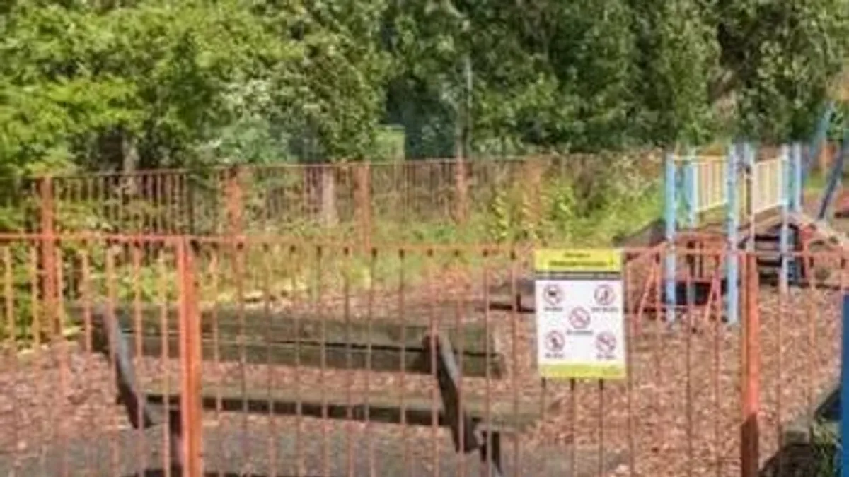 Holttestet találtak egy játszótér közelében Angliában