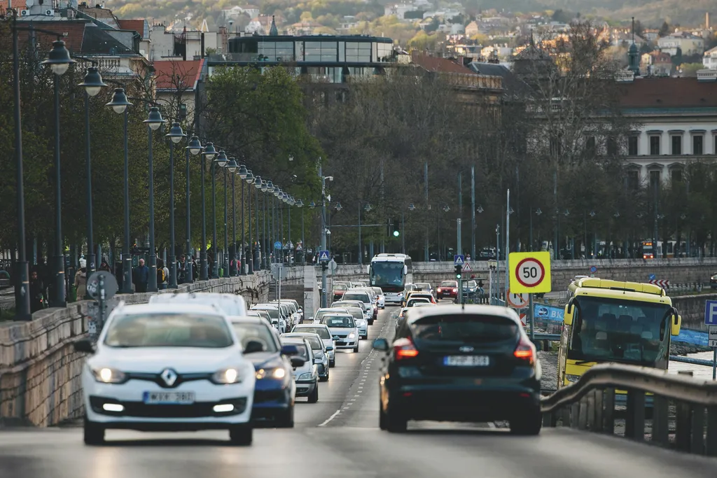 Pride-tüntetés, Pridetüntetés, Pride-párti tüntetés, Pridepártitüntetés, Budapest, 2025.04.08.