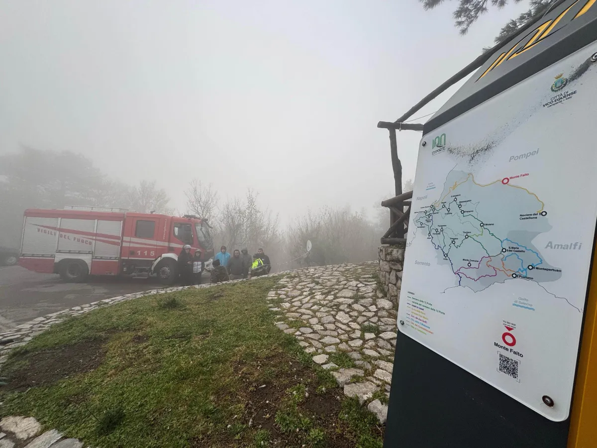 Olaszország, Nápoly, baleset, felvonó, Italy, Castellammare di Stabia (Naples) - April 17, 2025.At least 4 dead in cable car accident at Monte Faito near Naples. (Credit Image: © Fotogramma/ROPI via ZUMA Press)