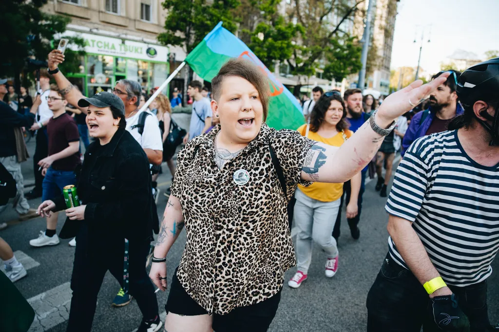 Hadházy Ákos, HadházyÁkos, tüntetés, hídfoglalás, Szabadság híd, 2025.04.22.