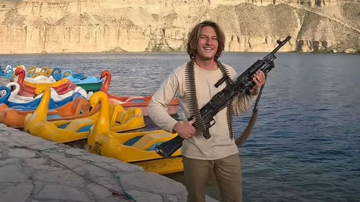 Egy amerikai turista partra szállt egy tiltott szigeten, az életét kockáztatta egy fotóért