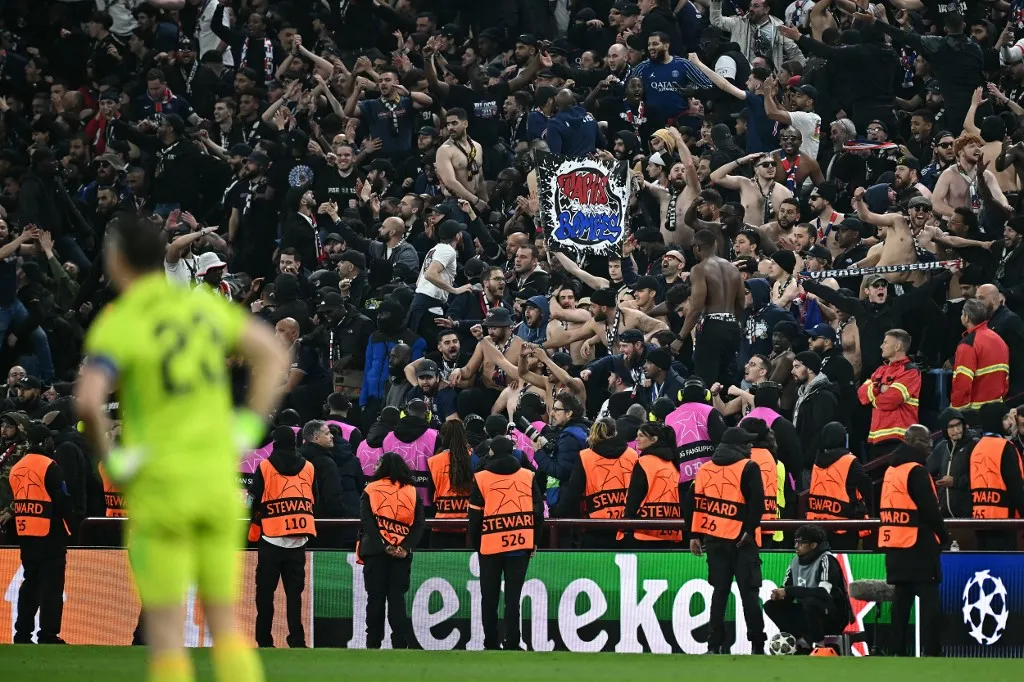 A PSG szurkolói is kiettek magukért