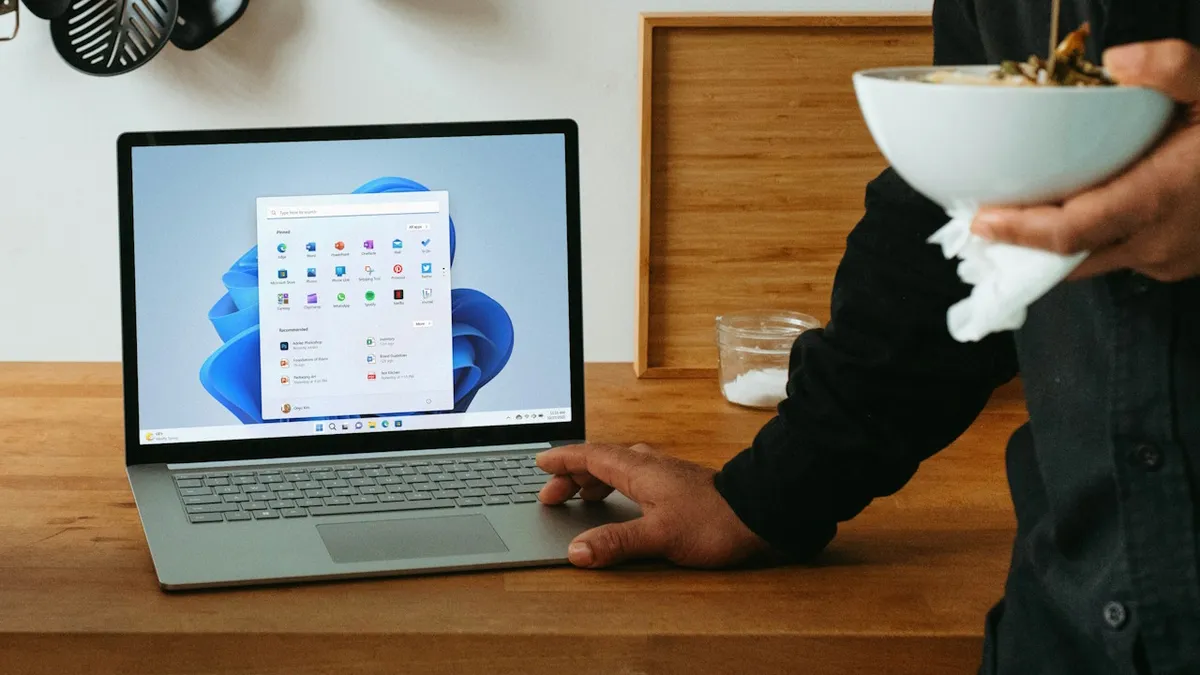 windows 11 laptop notebook számítógép pc wifi böngészés