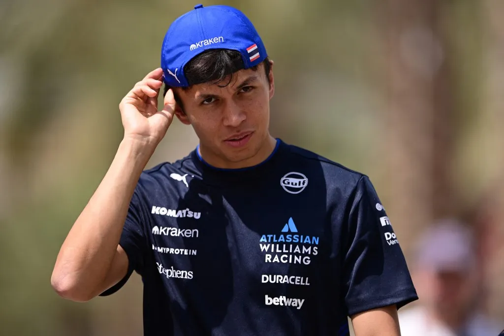 ölni, Alexander Albon of the Williams F1 Team arrives in the paddock during media day of the Bahrain GP, the 4th round of the Formula 1 World Championship, at the Bahrain International Circuit in Sakhir, Bahrain, on April 10, 2025. (Photo by Andrea Diodato/NurPhoto) (Photo by Andrea Diodato / NurPhoto / NurPhoto via AFP)