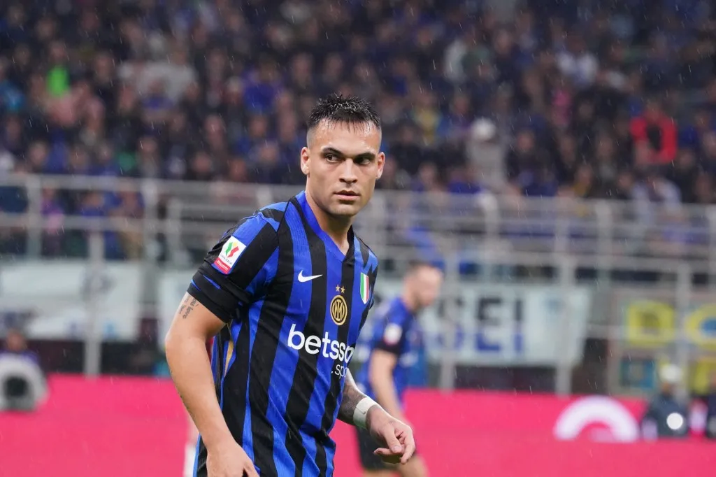 Lautaro Martinez plays during the FC Internazionale match against AC Milan in the Coppa Italia Semi-Finals at Giuseppe Meazza Stadium in Milan, Italy, on April 23, 2025. (Photo by Alessio Morgese/NurPhoto) (Photo by Alessio Morgese / NurPhoto / NurPhoto via AFP)
