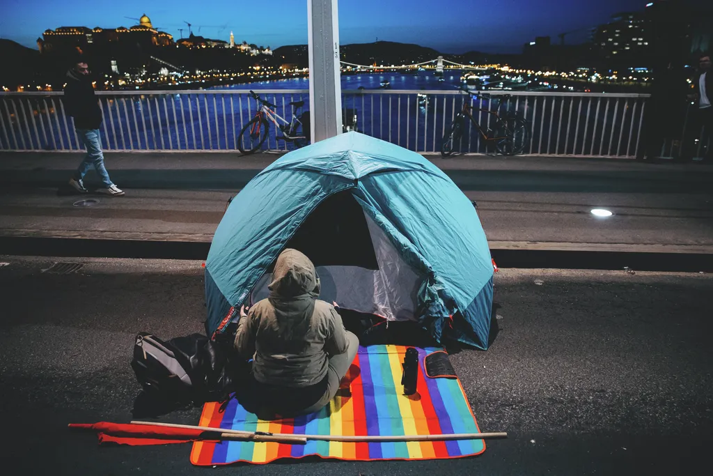Pride-tüntetés, Pridetüntetés, Pride-párti tüntetés, Pridepártitüntetés, Budapest, 2025.04.08.
