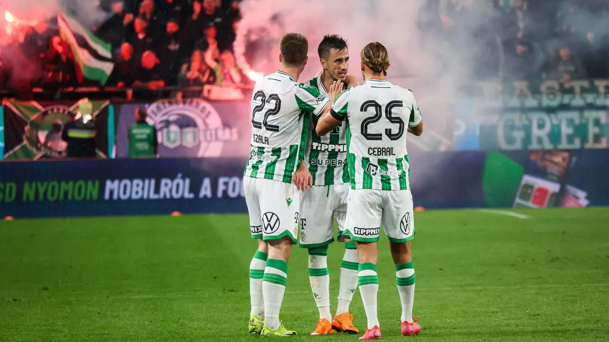 Kubatov Gábor, Budapest, 2025. április 2.
A ferencvárosi Aleksandar Pesic (k) ünnepli gólját csapattársaival a labdarúgó MOL Magyar Kupa negyeddöntőjében játszott Ferencvárosi TC - Újpest FC mérkőzésen a Groupama Arénában 2025. április 2-án.
MTI/Hegedüs Róbert