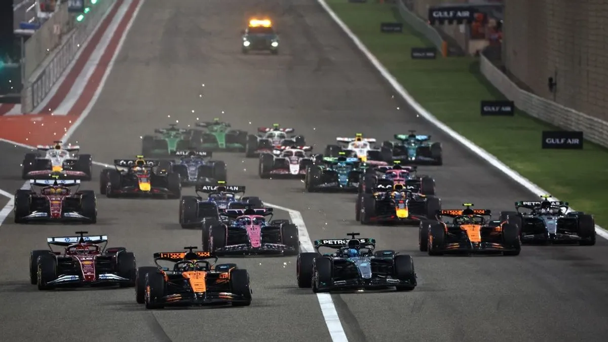 Piastri az 50. F1-es futamán rajt-cél győzelmet aratott a Bahreini Nagydíjon