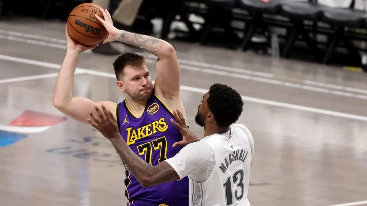 Zokogott az NBA szupersztárja, majd kivégezte korábbi csapatát – videó