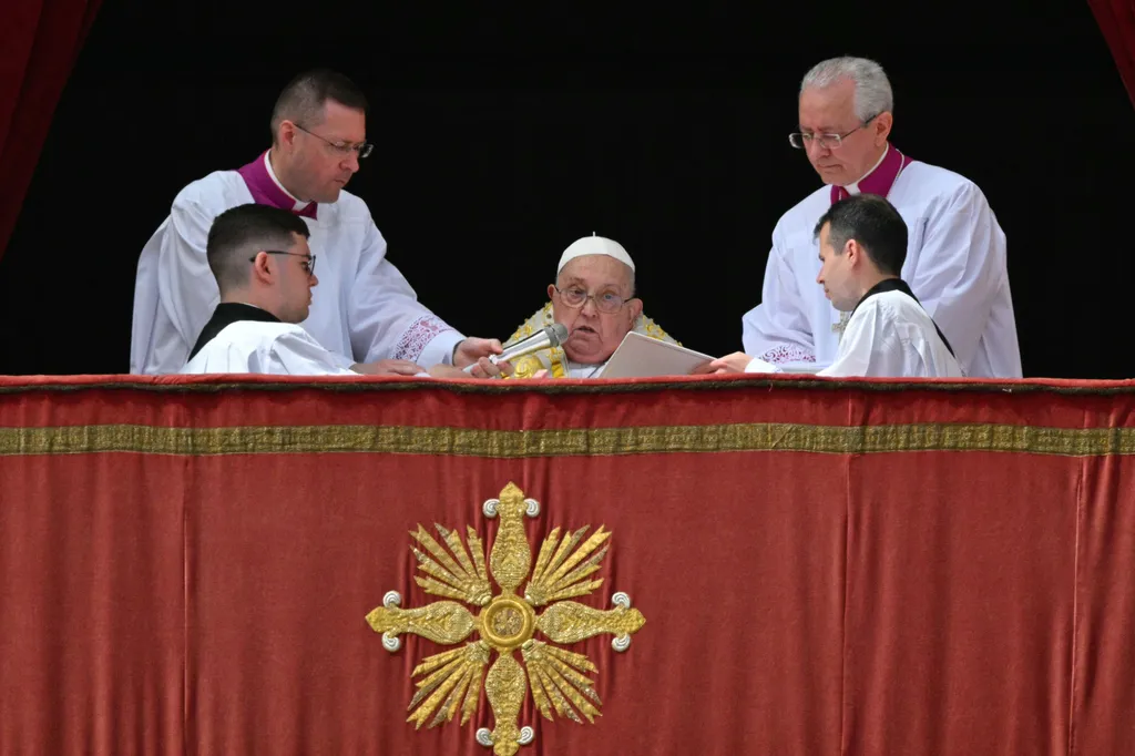 VATICAN-RELIGION-URBI-ORBI-EASTER