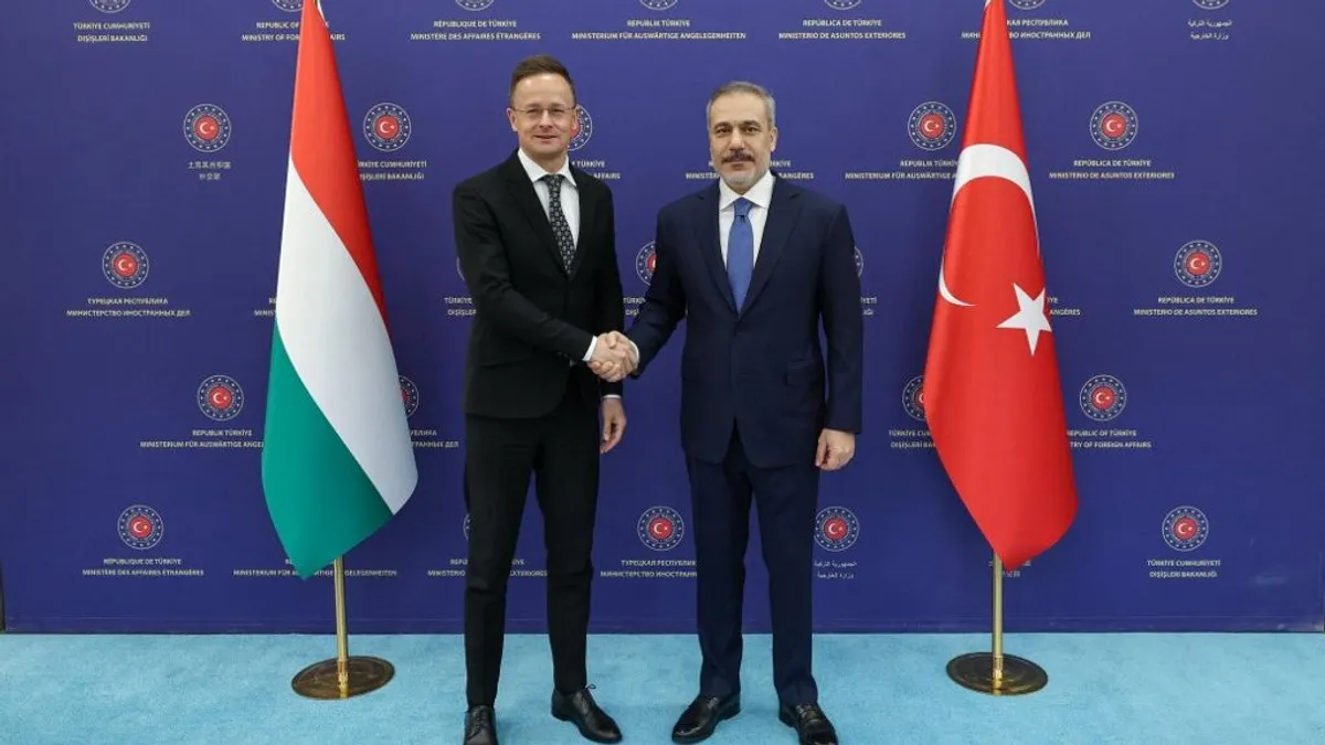 Szijjártó Péter: Nincs magyar energiabiztonság a türk államokkal folytatott együttműködés nélkül